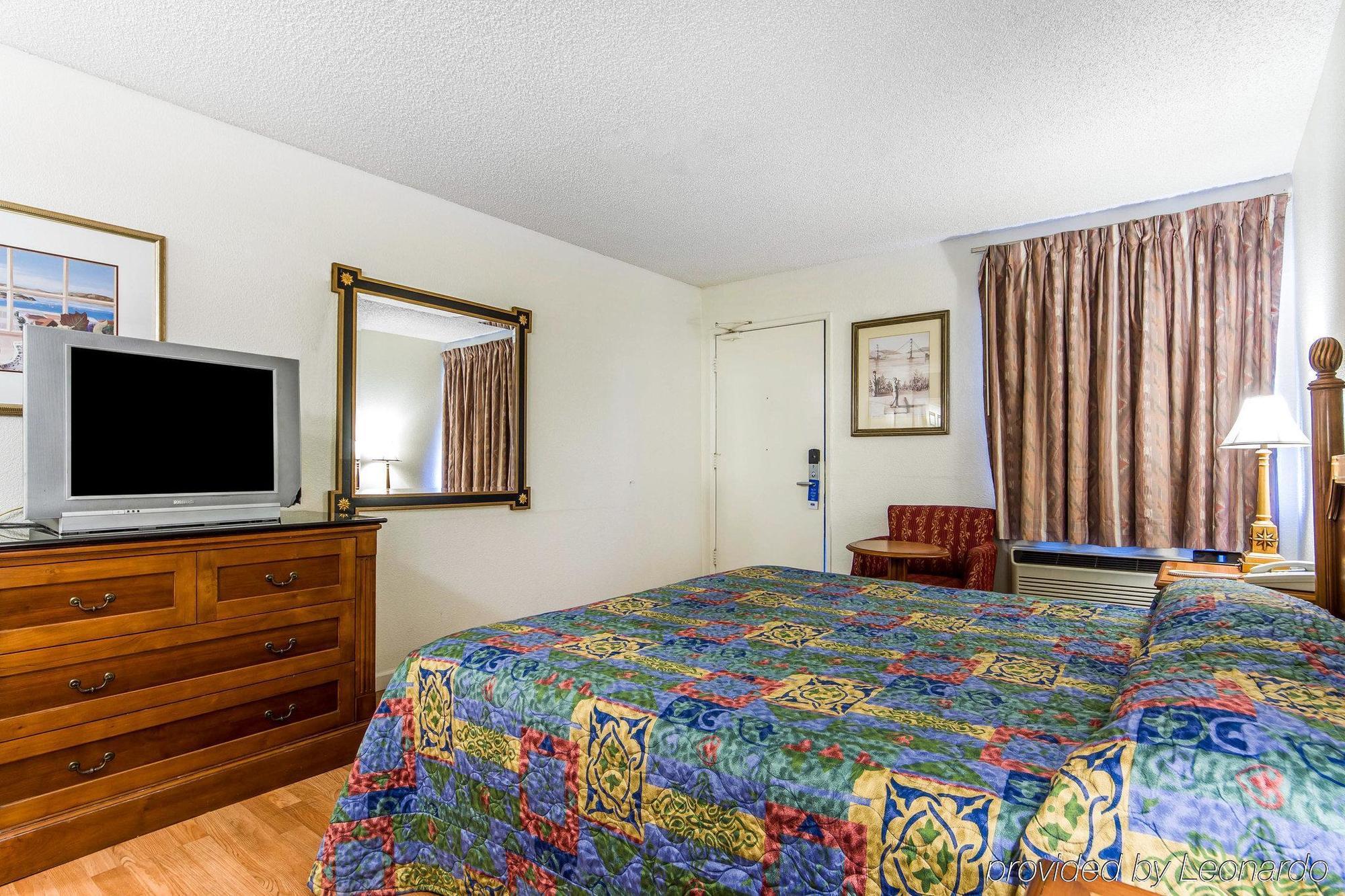 Rodeway Inn Vallejo Εξωτερικό φωτογραφία
