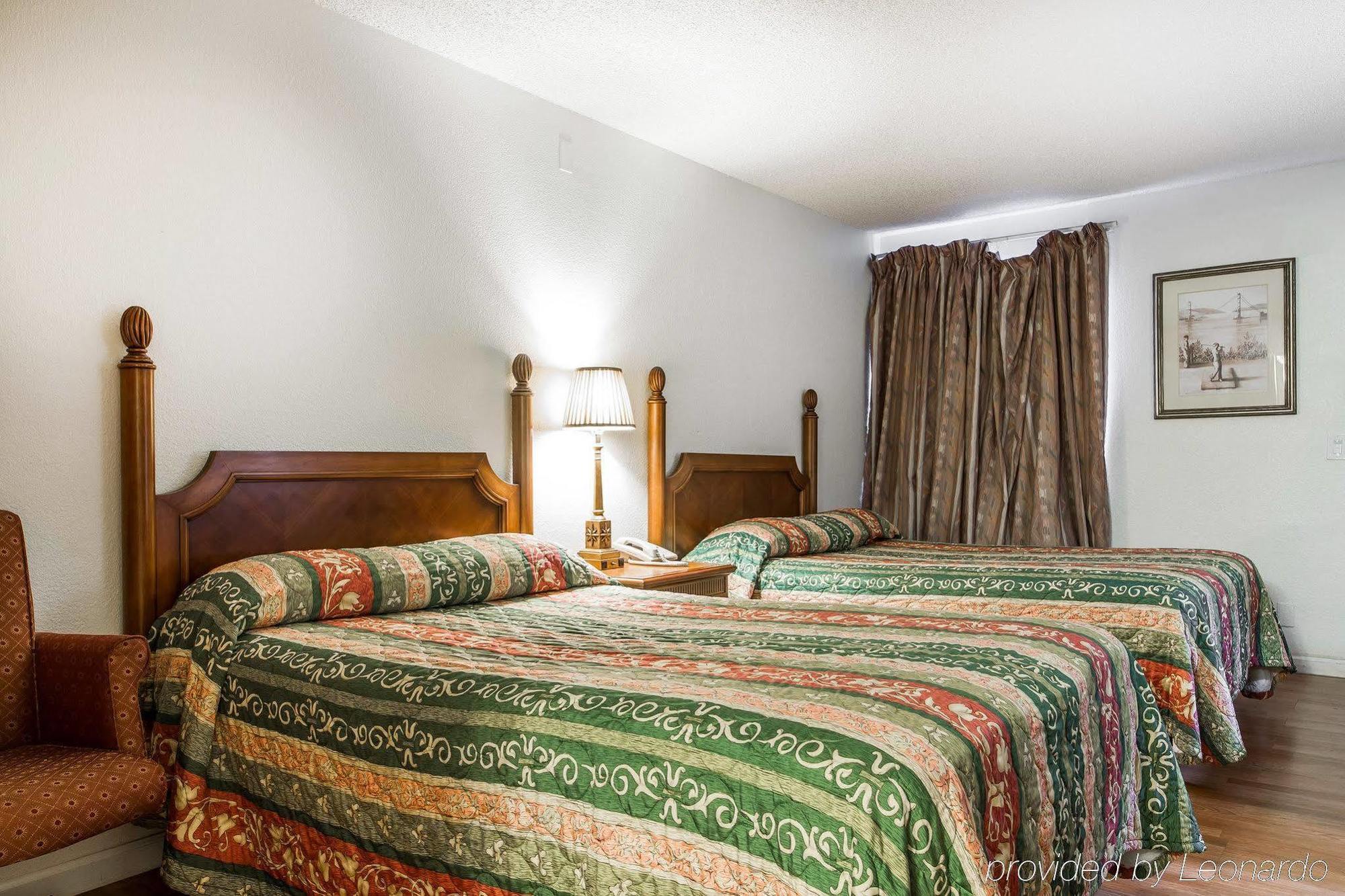 Rodeway Inn Vallejo Εξωτερικό φωτογραφία