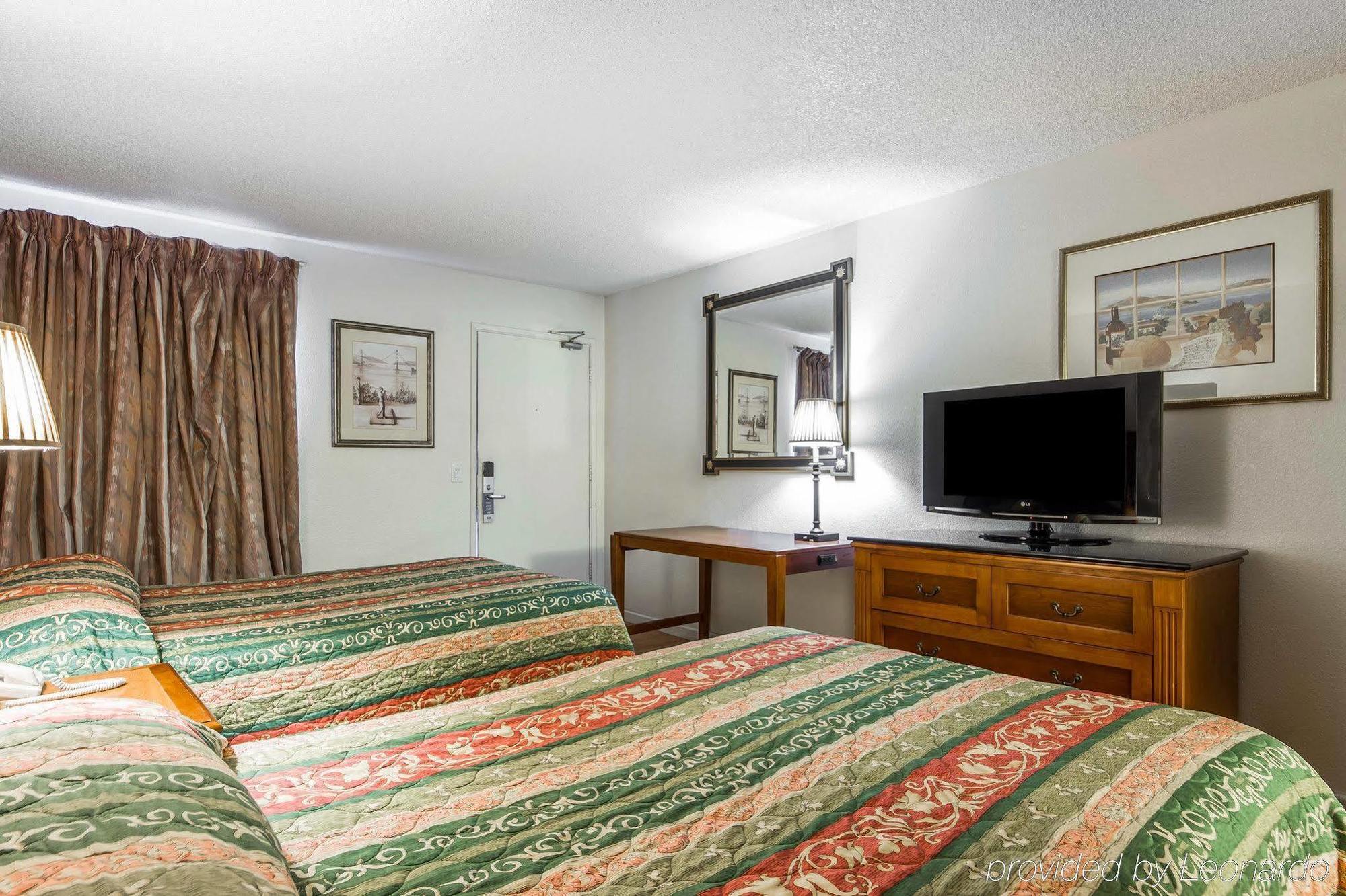 Rodeway Inn Vallejo Εξωτερικό φωτογραφία