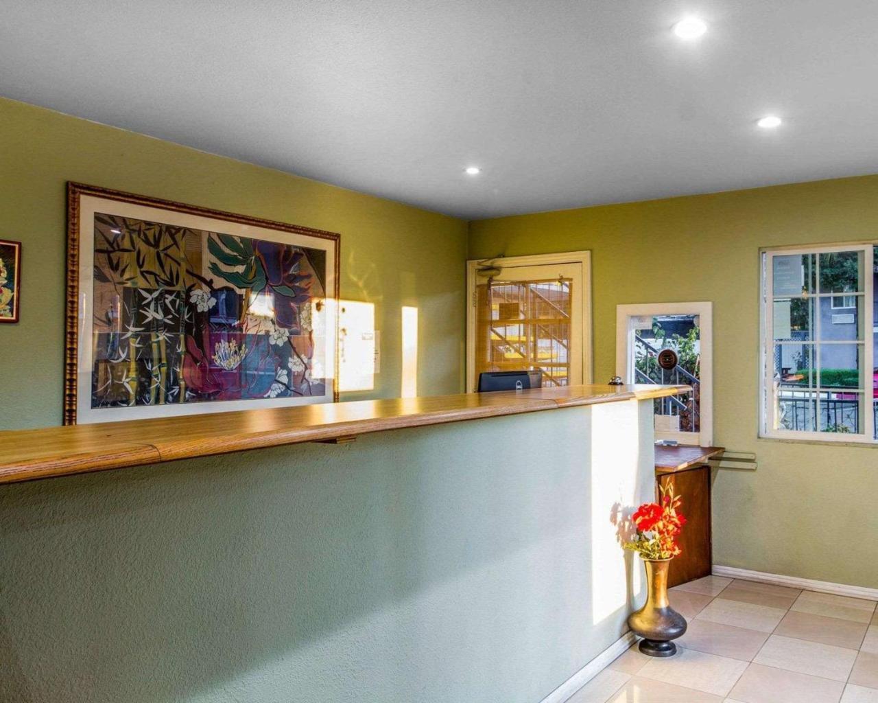 Rodeway Inn Vallejo Εξωτερικό φωτογραφία